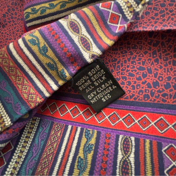 Vintage Pierre Balmain 100% Silk Scarf Made in France - Picture 5 of 5